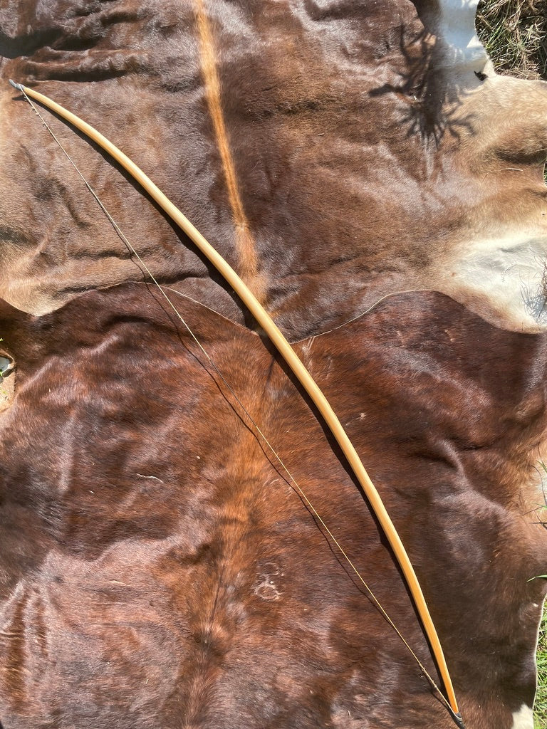 Eiben Langbogen (Warbow) 90lbs auf 30inch - 74inch Länge - inkl. 3 Pfeile