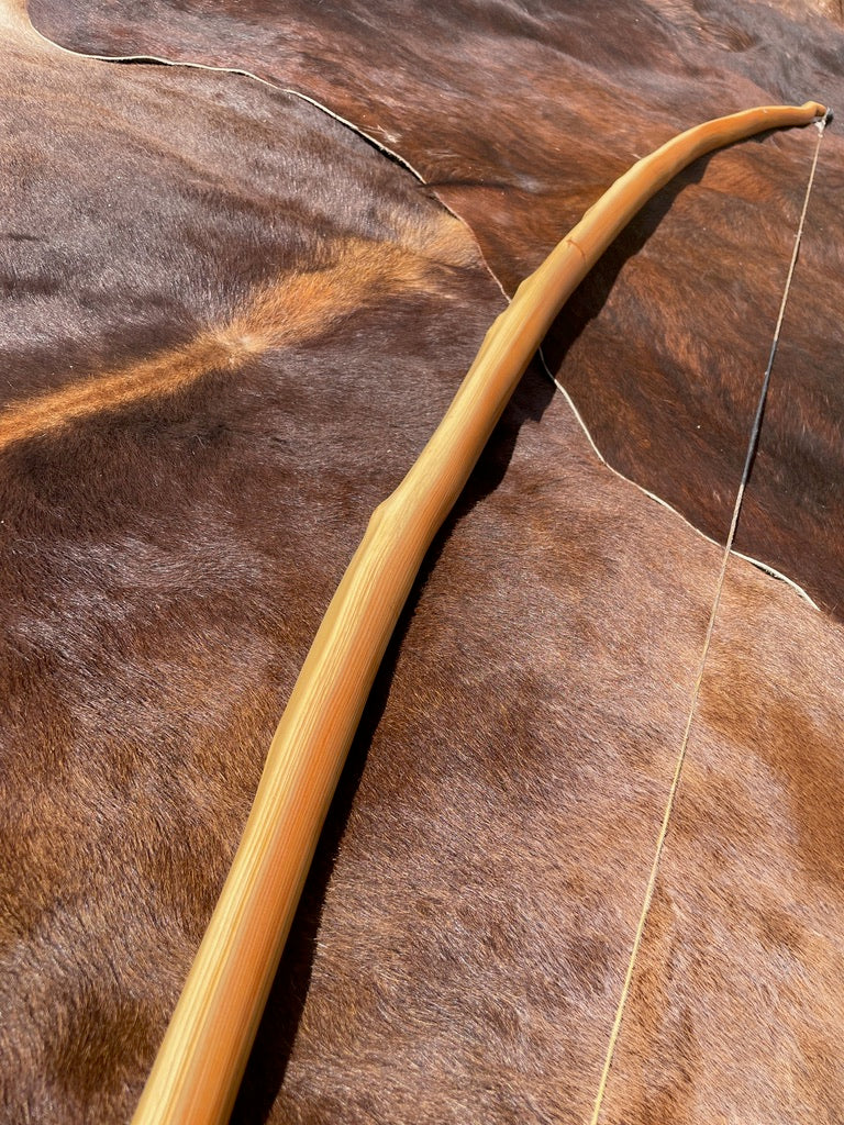 Eiben Langbogen (Warbow) 53lbs auf 28inch - 74inch Länge - inkl. 3 Pfeile