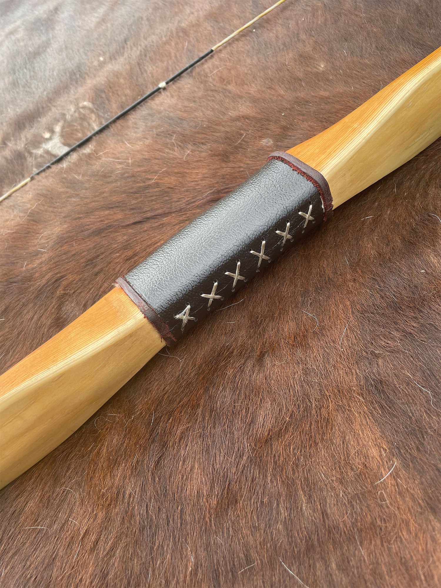 Traditioneller Eiben Flachbogen (BHa)