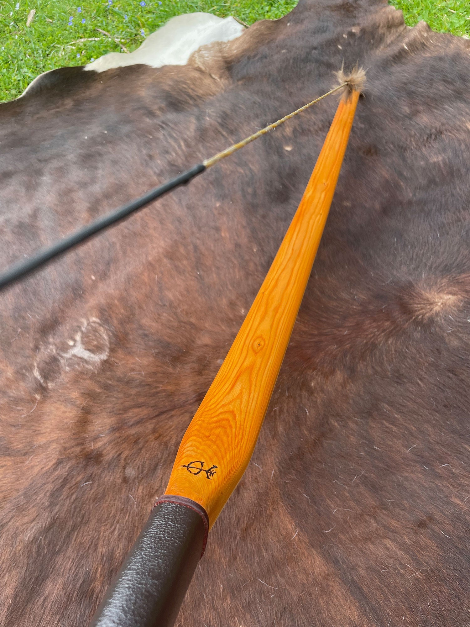 Traditioneller Eiben Flachbogen (BHa)